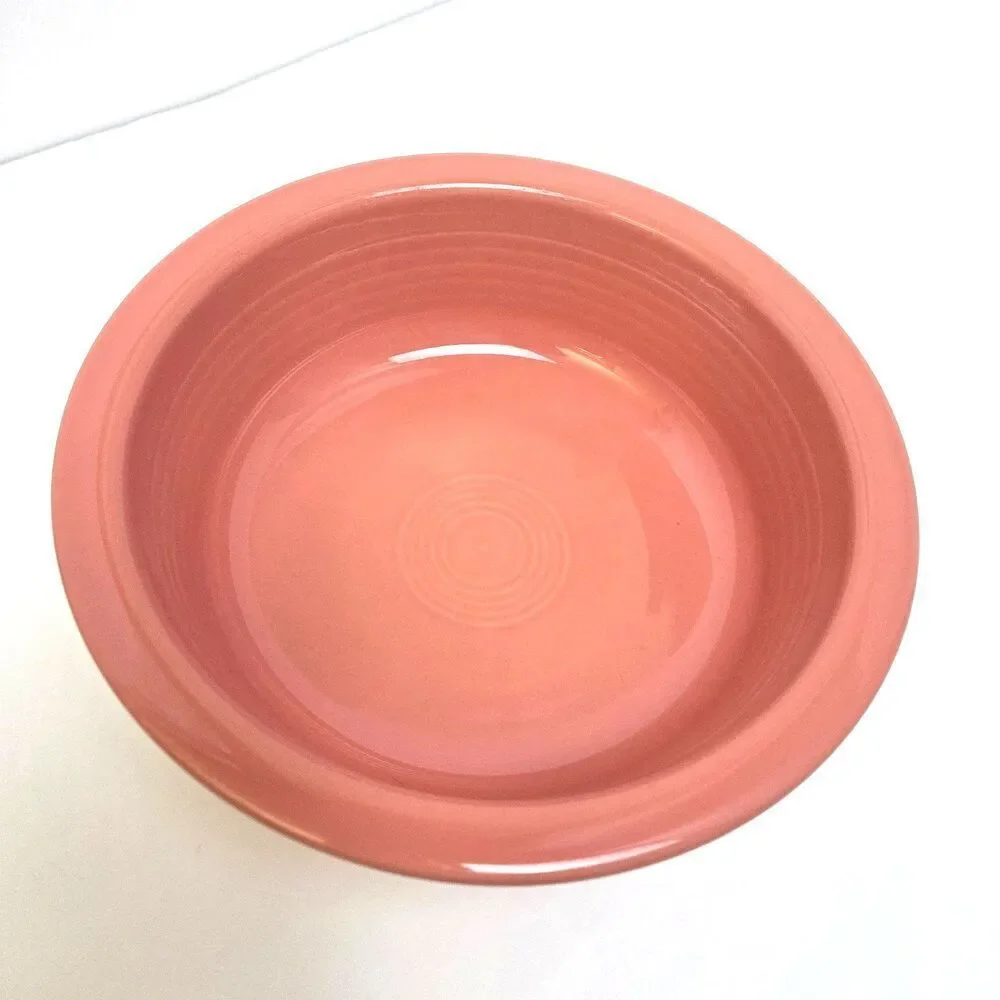 Fiesta HLC Serving Bowl 1 Qt 40 oz Flamingo Retired Color 8.25